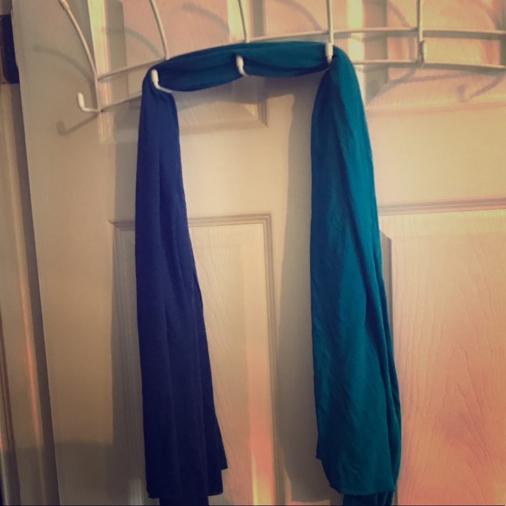 NWOT! Calvin Klein ombre Teal soft scarf