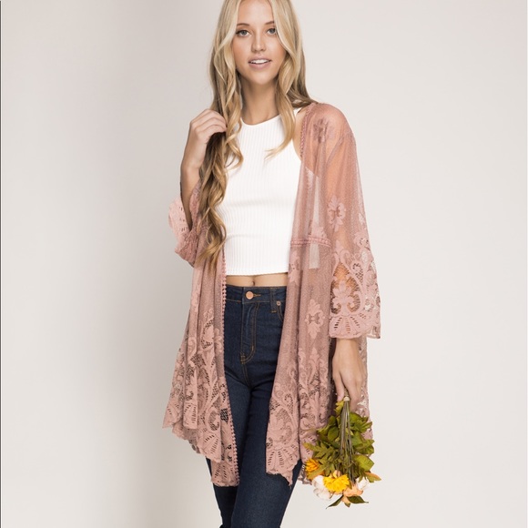 Sheer lace kimono - Picture 2 of 4