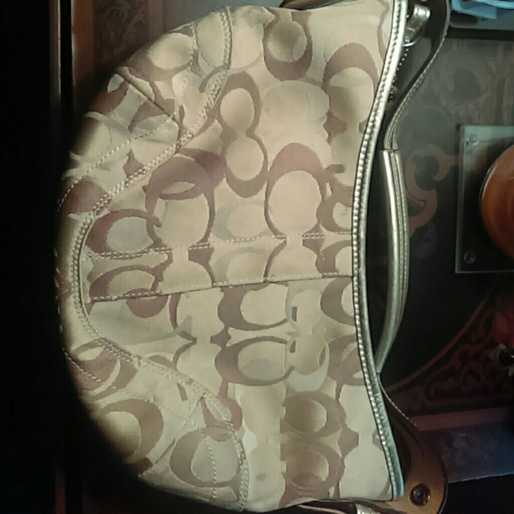 Love this purse just bought a bigger one