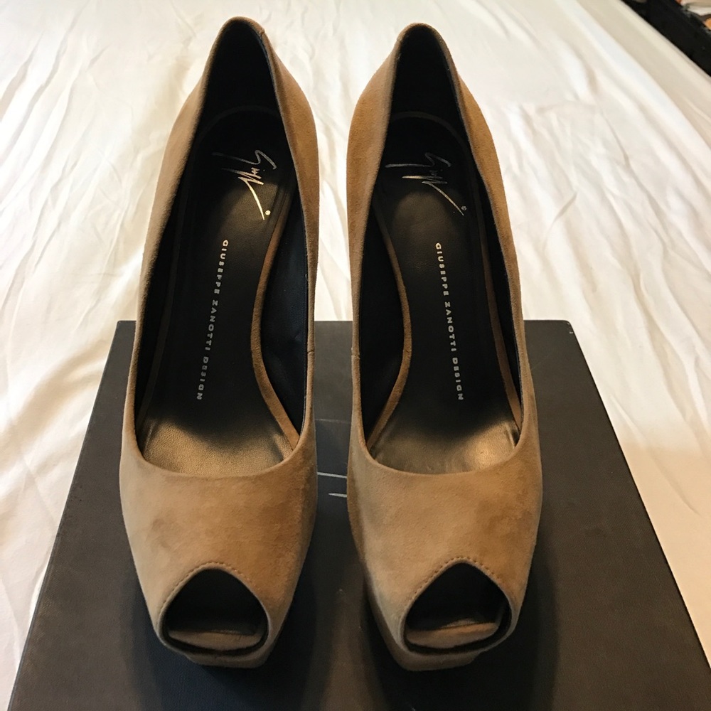 Giuseppe Zanotti Liza