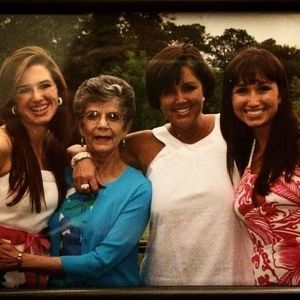 Meet your Posher, Sharon