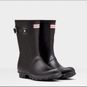 *EUC* Hunter Short Black Boots 7 W