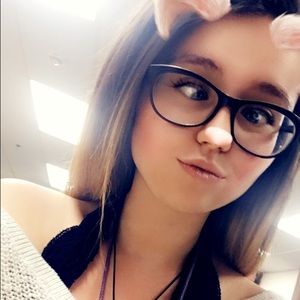 Meet your Posher, Kyla