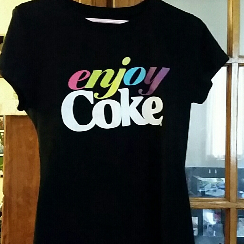 NWOT, ORIGINAL COCA-COLA T.SHIRT.