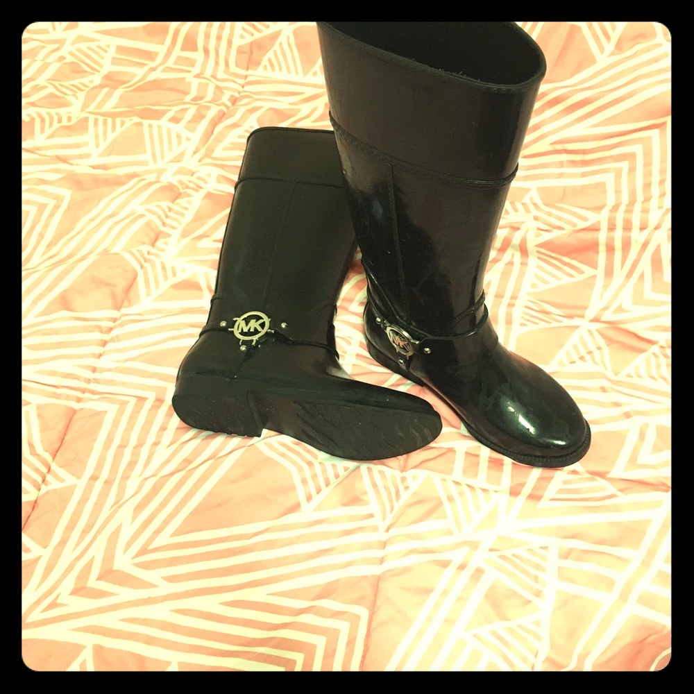 Rain boots