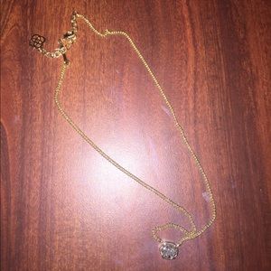 Kendra Scott necklace
