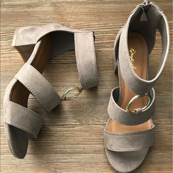 Taupe O Ring Suede Sandal - Picture 4 of 6