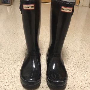 Only selling because they're too big on me