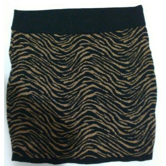Sparkly black & gold sweater skirt - Picture 1 of 1