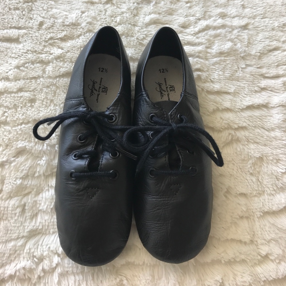 Kids jazz dance shoes