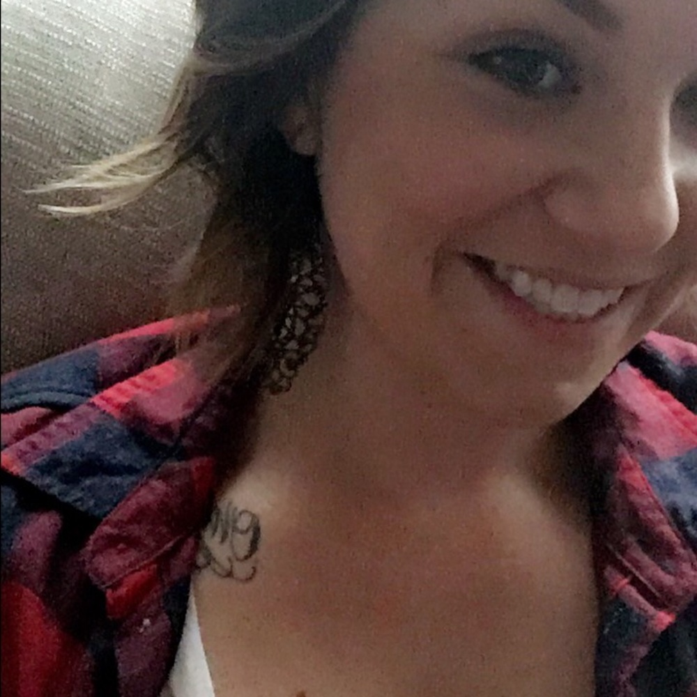 Meet your Posher, Brigette