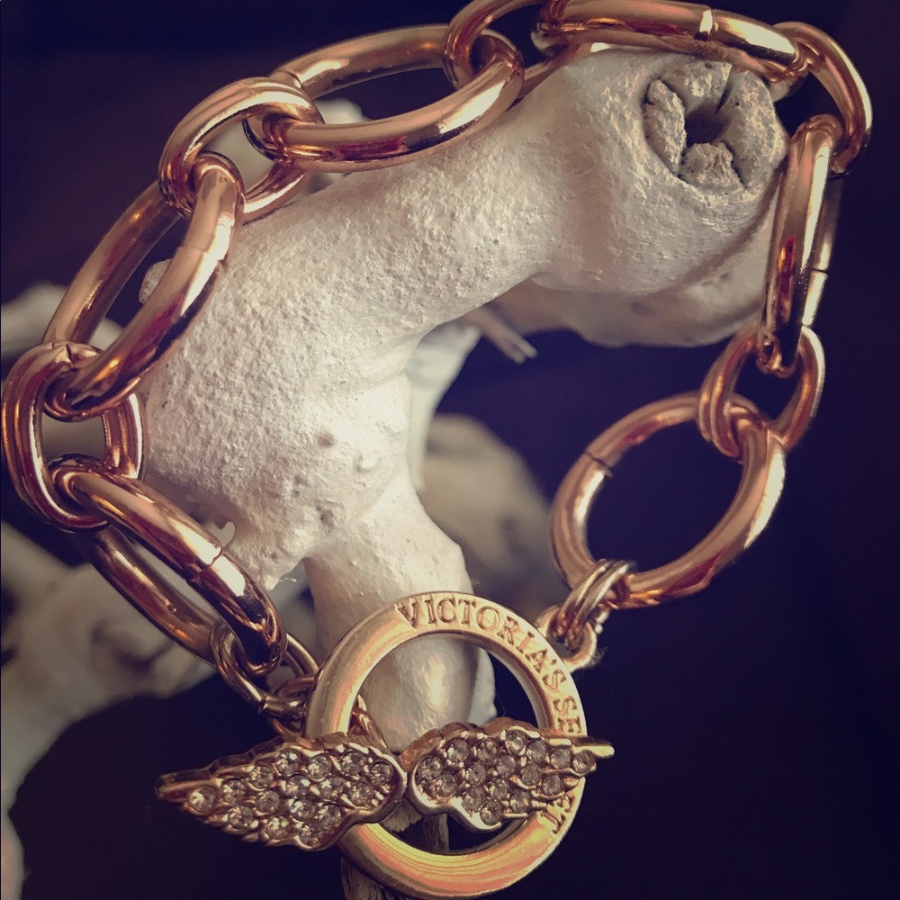 VICTORIA'S SECRET ROSE GOLD ANGEL WINGS BRACELET