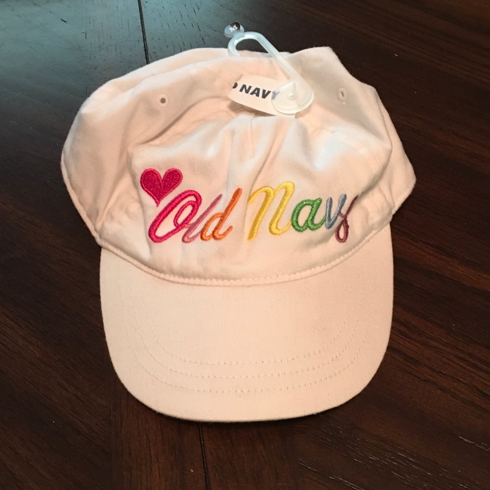 NWT Girls white cap size 2T/3T