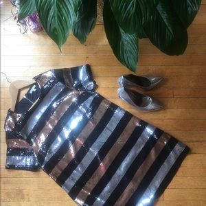 Metallic & Black Sequined S/S Shift Dress