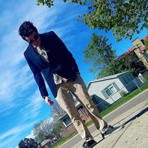 Meet your Posher, Nik