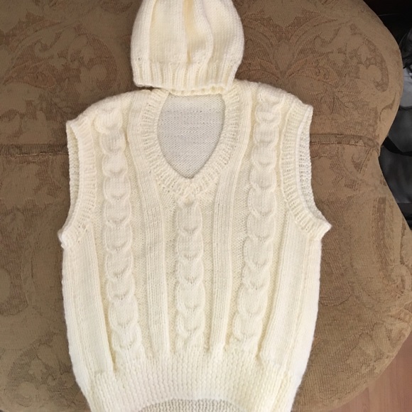 Hand knitted 2pc set - Picture 4 of 4