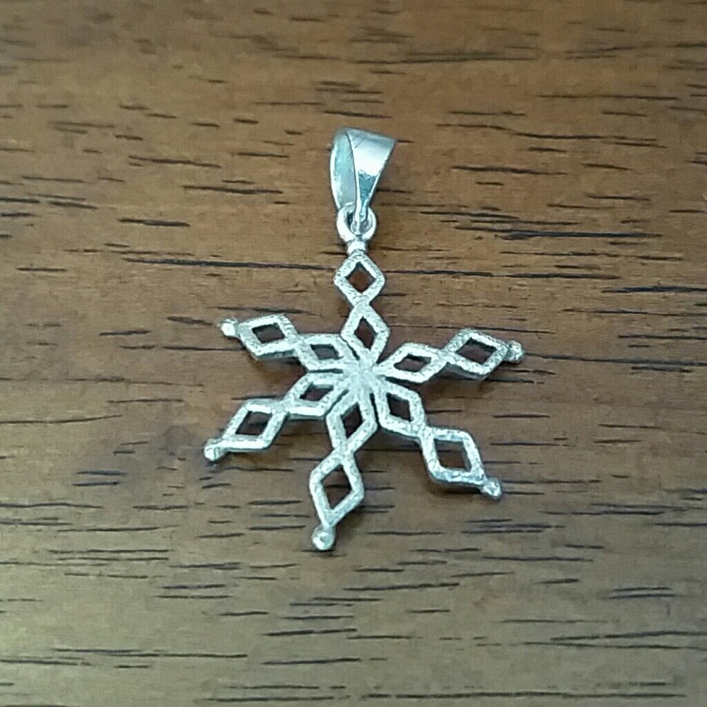 Sliver Snowflake Charm