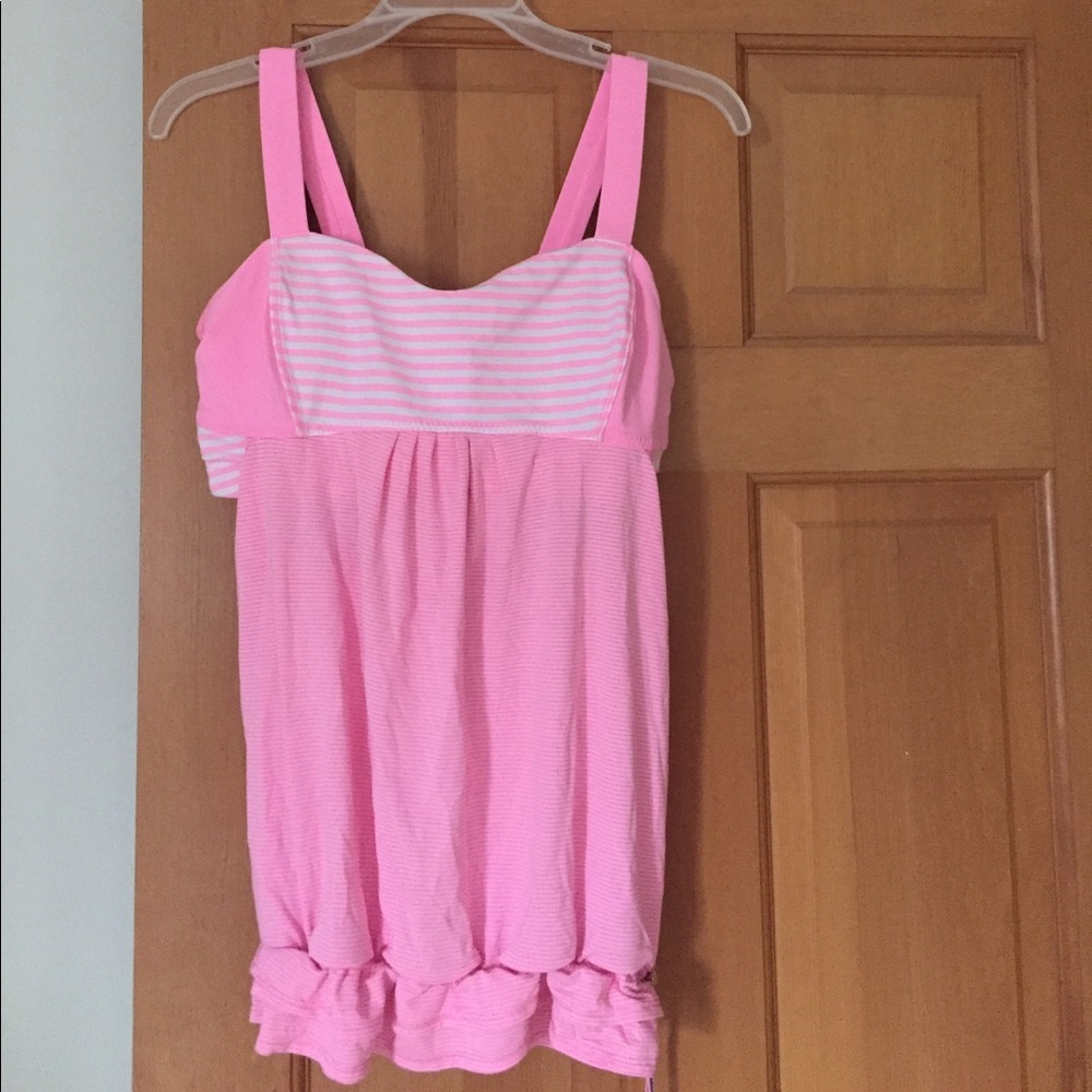Lululemon tank with pull tie bottom