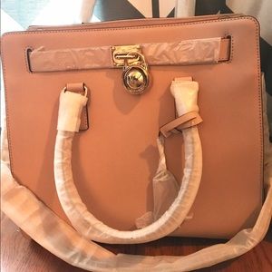 Large Hamilton Saffiano Leather Tote