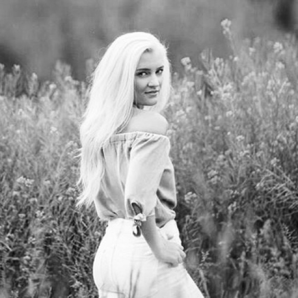 Meet your Posher, Stacia