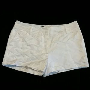 Kensie White Shorts - Sz M