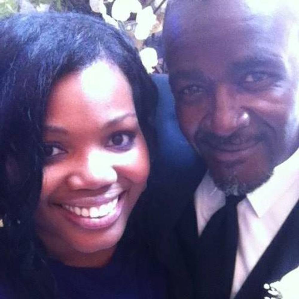 Meet your Posher, Ebony