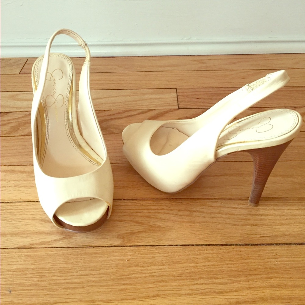 Jessica Simpson nude slingback peep toe pumps 👠