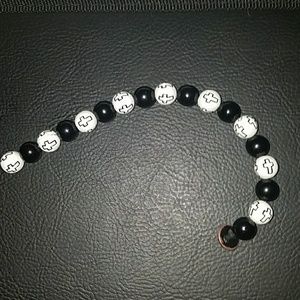 black and white braclet