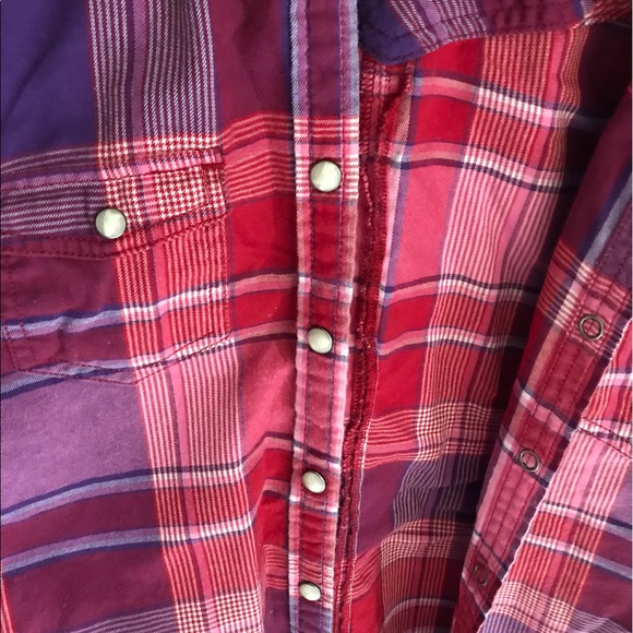 Small plaid button down. Burgundy/red - Picture 3 of 6