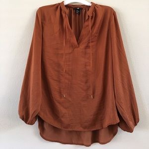 🇺🇸H & M burnt orange long sleeve silky blouse