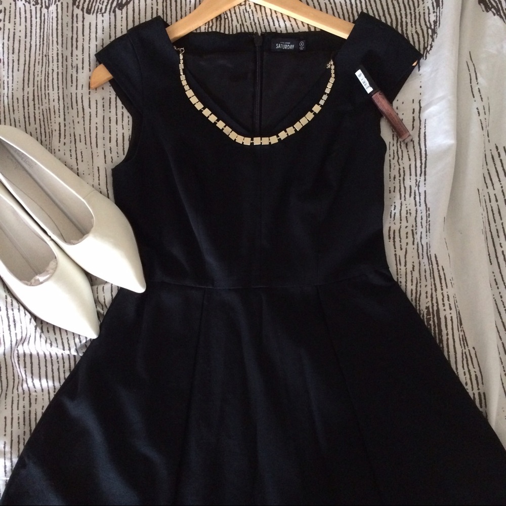 Kate Spade Saturday fit-and-flare LBD w POCKETS