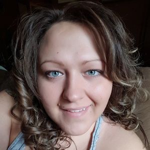 Meet your Posher, Candice