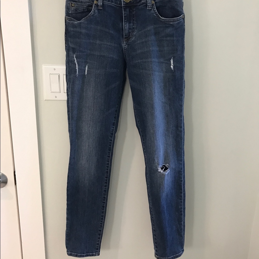 Kut from the Kloth Diana Skinny jeans- distressed