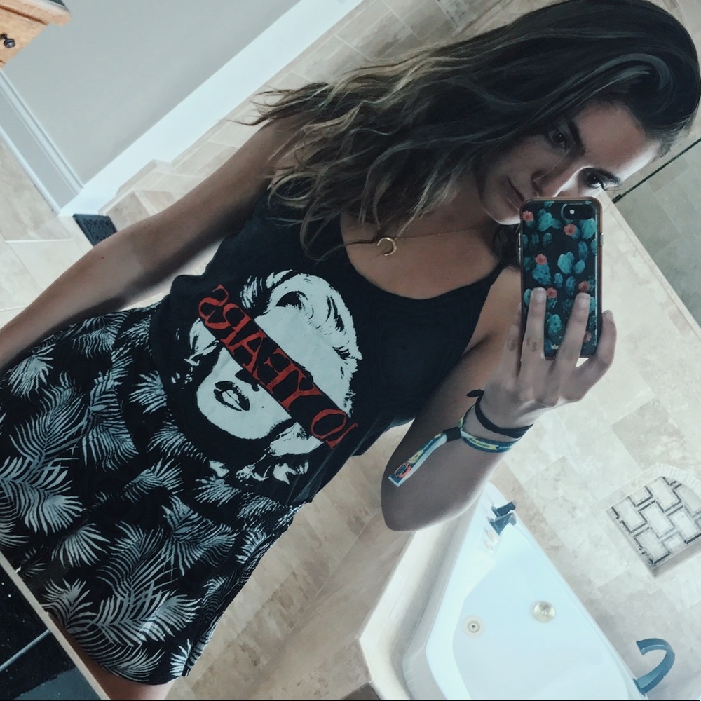 marilyn monroe tank top