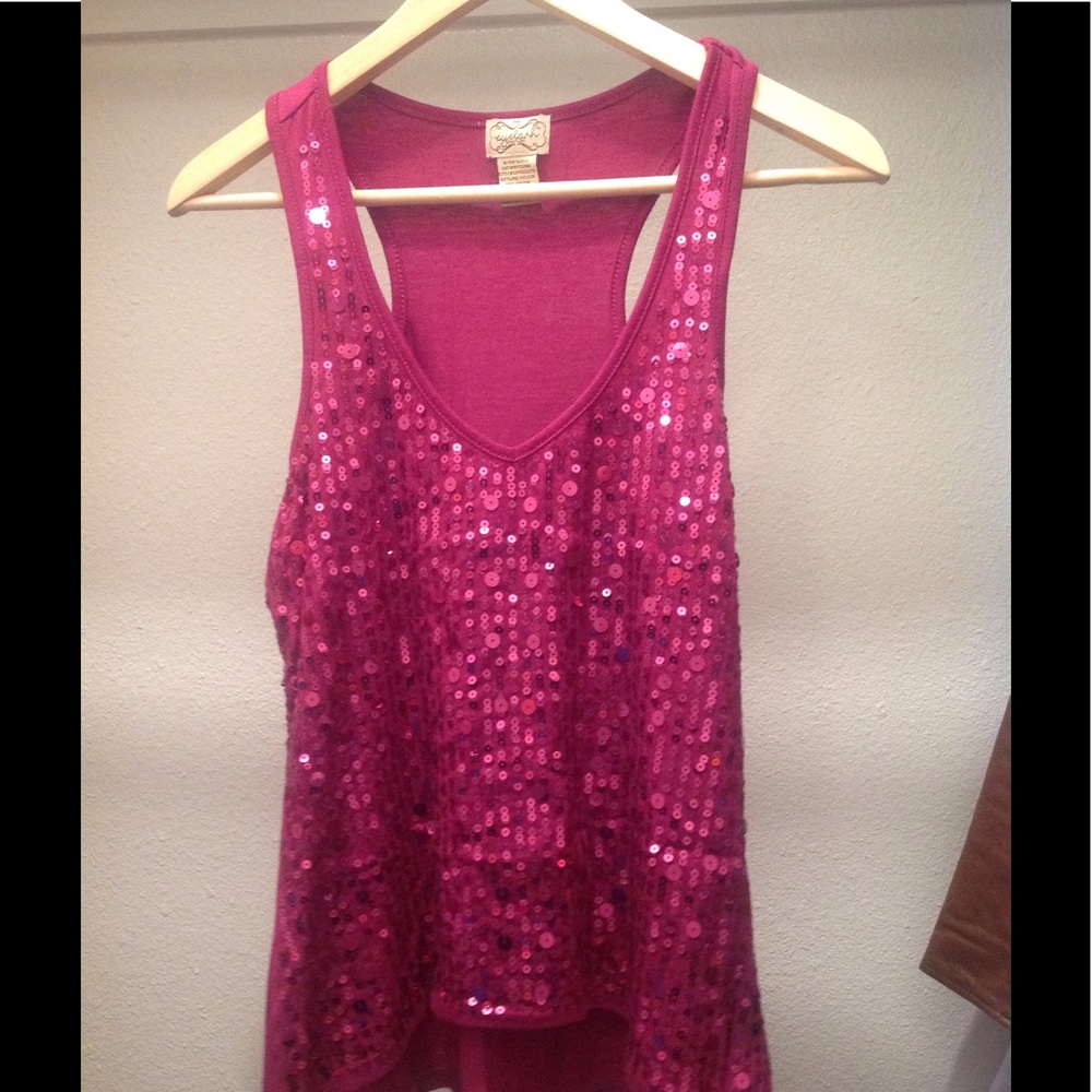 Sequin tank