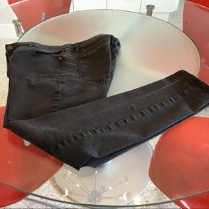 Ann TaylorLoft slight distressed black skinny jean