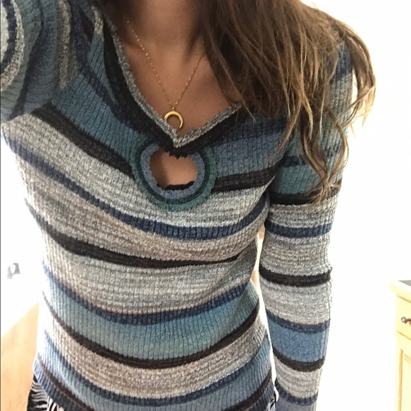 free people key hole sweater - Picture 3 of 3