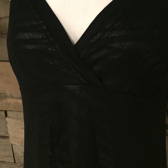 Black print dress by a Express is NWT Size medium - Picture 2 of 5