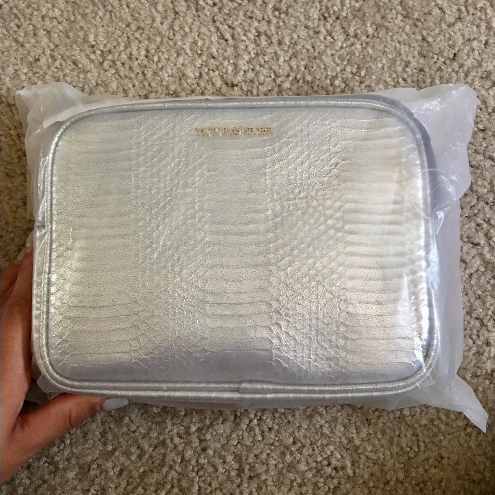 VS purse