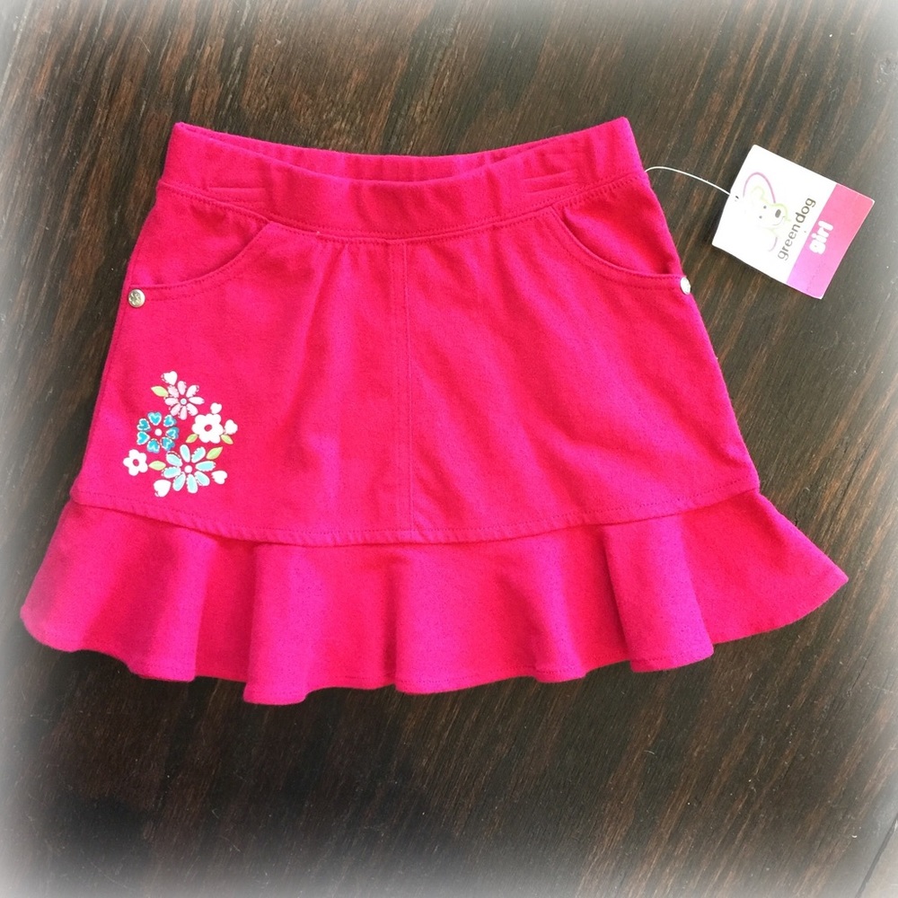 NWT Green dog skirt