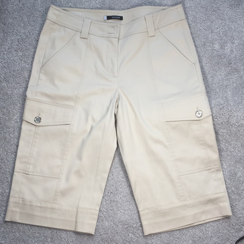 Women's Capri beige Escorpion size small