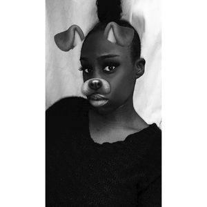 Meet your Posher, Lawrencia