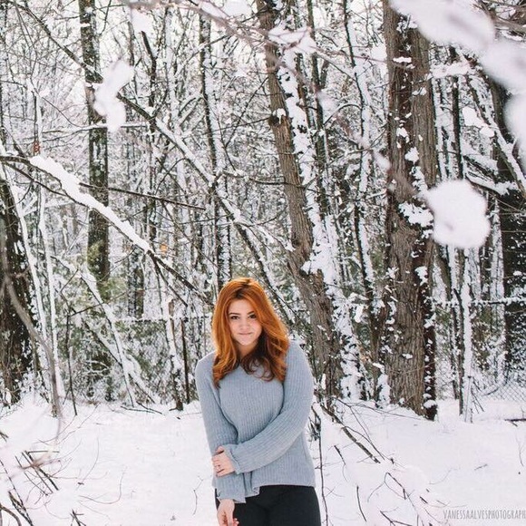 Welcome to my closet ๐ - Picture 7 of 8