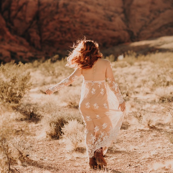 Welcome to my closet ๐ - Picture 2 of 8