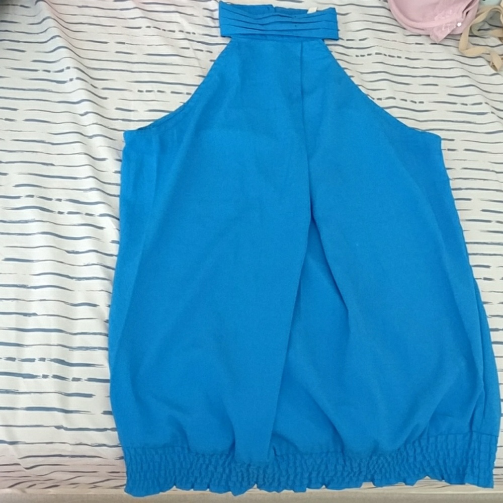 Halter top