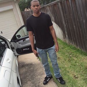 Meet your Posher, Nicholas