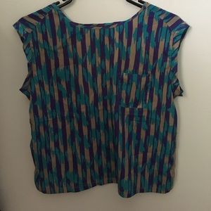 Multi-colored t-shirt