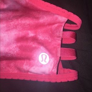 Lululemon sports bra
