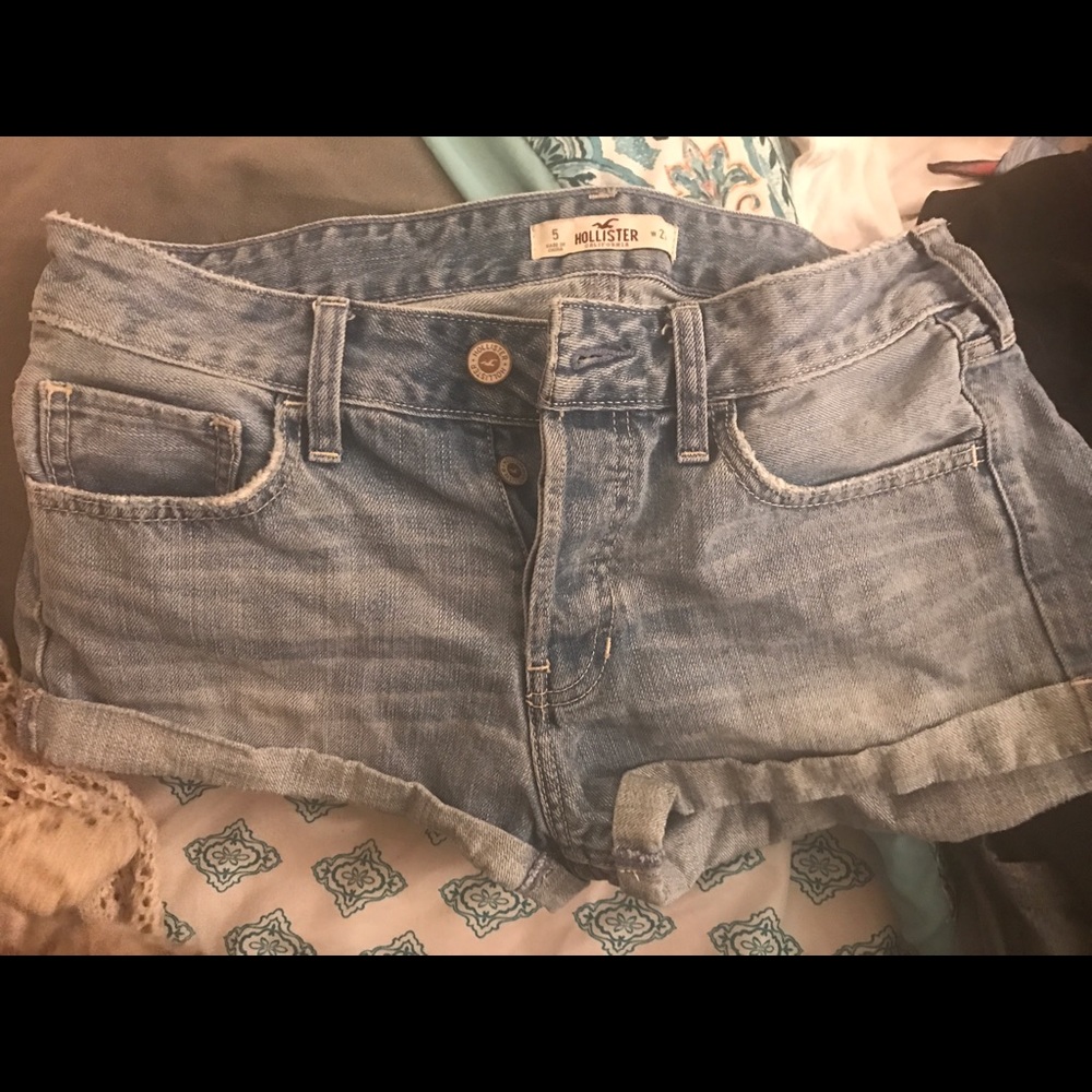 Hollister Jean boyfriend shorts