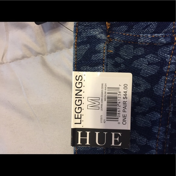 HOST PICK🎉Leopard denim jeggins bnwt 🐯 - Picture 5 of 6